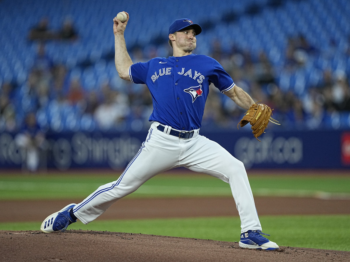 Toronto Blue Jays starter Ross Stripling throws a pitch. (2022)
